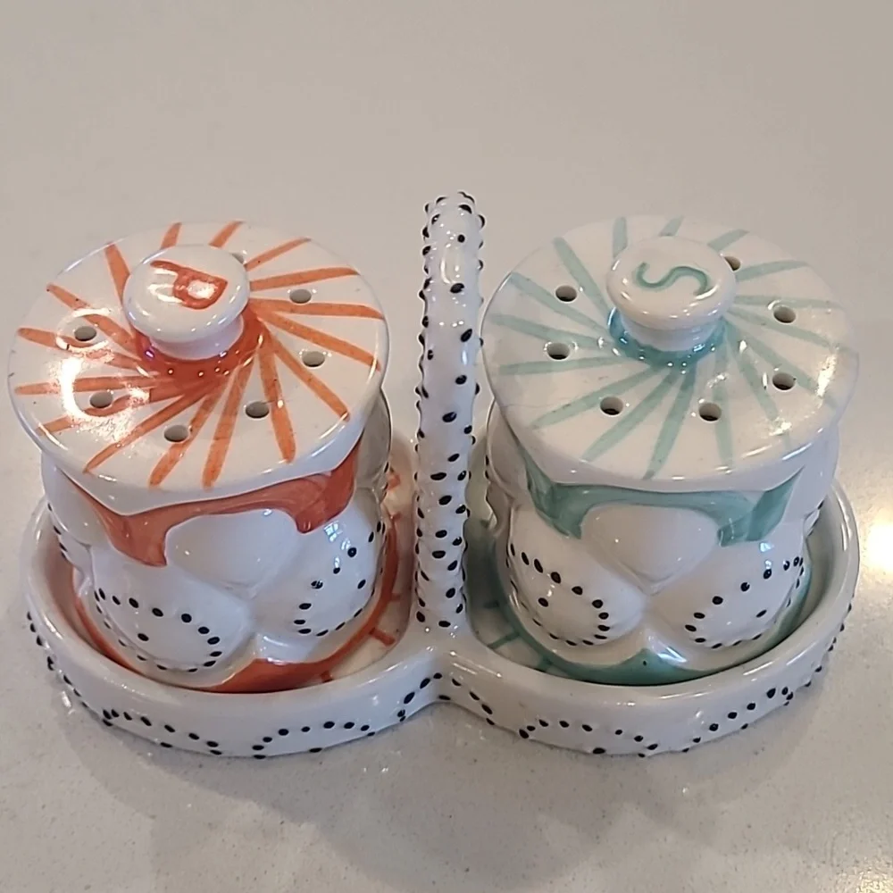 Anthropologie S & P Shakers